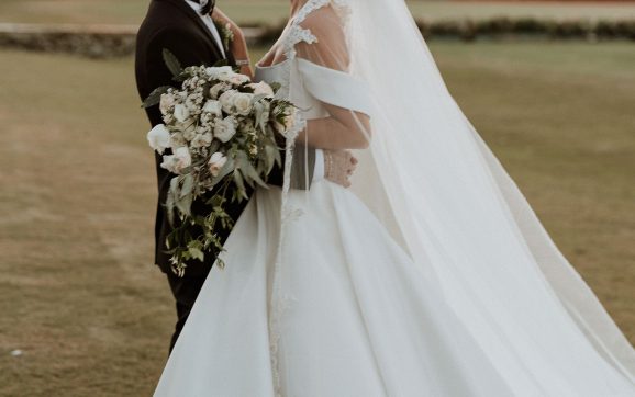 El vestido de novia de Stefi Roitman en su boda con Ricky Montaner